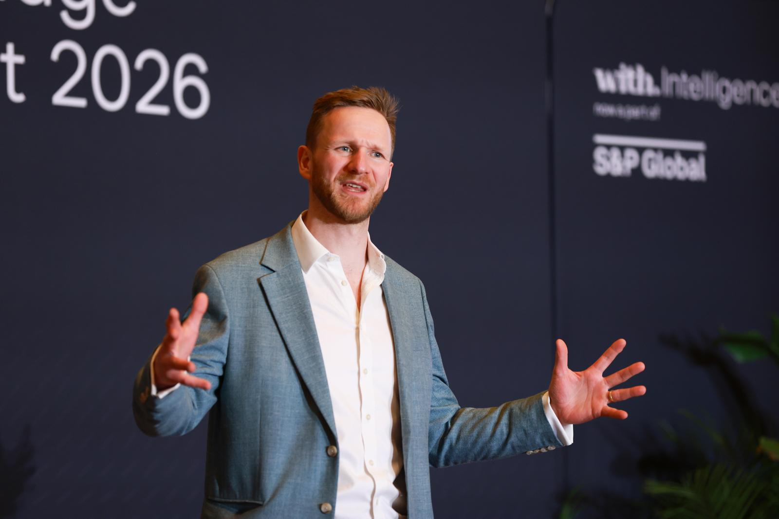 Mark Agnew presenting Find Your Polar Bear at a With Intelligence conference in San Diego